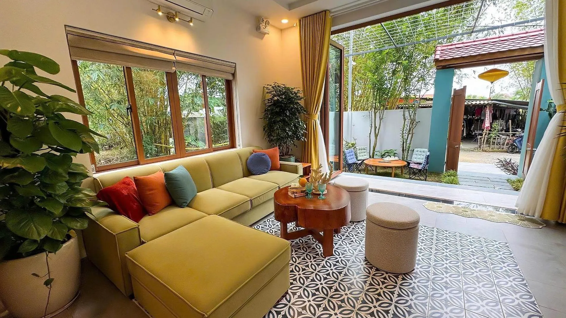 Blue Tropical House Hoi An Villa Holiday home
